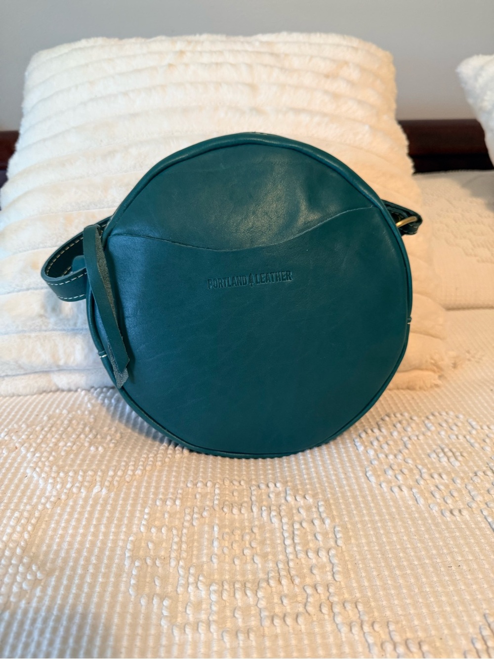 Portland Leather Peacock Large Circle Crossbody Purse